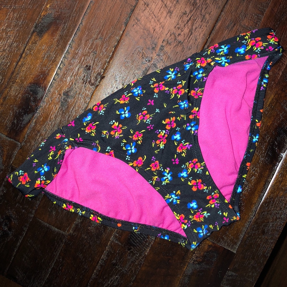 BEST OFFER: hipster black floral bikini bottoms